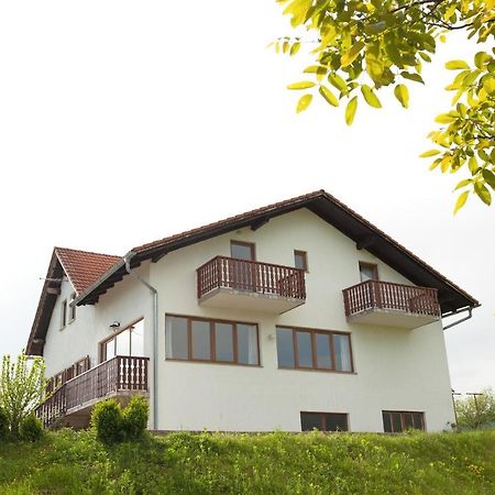 Guesthouse Zafran Smoljanac Exteriör bild